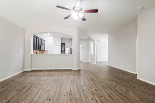 24010 Clipper Hill Ln, Spring, TX 77373 - Photo 4