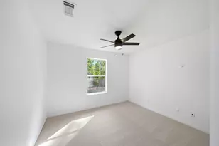 82 N Apple Springs Cir, The Woodlands, TX 77382 - Photo 18