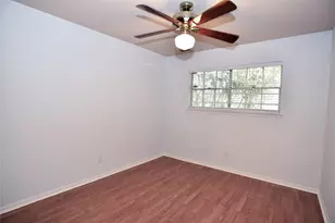 27225 Lana Ln, Oak Ridge North, TX 77385 - Photo 12