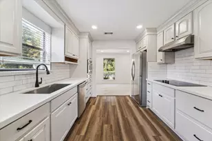 2222 Oak Shores Dr, Kingwood, TX 77339 - Photo 16