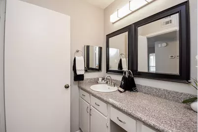 5711 Sugar Hill Drive #28, Houston, TX 77057 - Photo 12