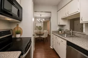 5711 Sugar Hill Dr, Houston, TX 77057 - Photo 8