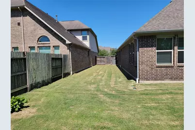 5803 Nowlands Run Lane, Sugar Land, TX 77479 - Photo 34