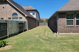 5803 Nowlands Run Ln, Sugar Land, TX 77479 - Photo 34