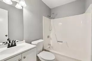 2220 Spruce Dr, Rosenberg, TX 77471 - Photo 14