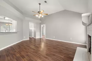 2220 Spruce Dr, Rosenberg, TX 77471 - Photo 8