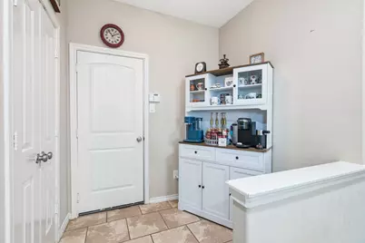 8342 Broadleaf Avenue, Baytown, TX 77521 - Photo 14