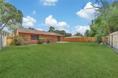 2614 Hummingbird Lane, Humble, TX 77396 - Photo 2