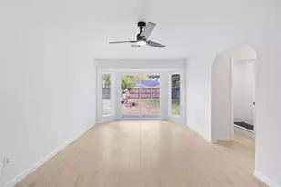 10614 MacKenzie Dr, Houston, TX 77086 - Photo 28