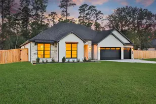 351 Louvenia Ct, Pinehurst, TX 77362 - Photo 1