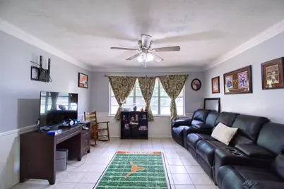 202 Rose Marie Boulevard, Hearne, TX 77859 - Photo 8