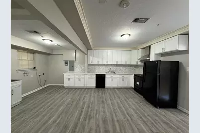 200 Broken Bough Lane, Conroe, TX 77304 - Photo 2