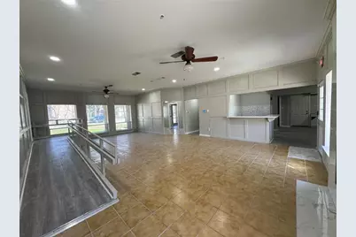 200 Broken Bough Lane, Conroe, TX 77304 - Photo 6