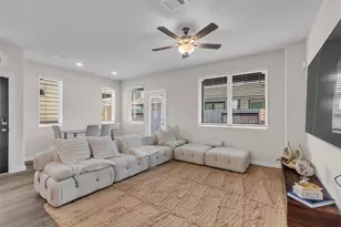 3109 Boulder Rnch Dr, Houston, TX 77063 - Photo 2