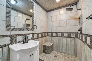 9908 Green Meadow Dr, La Porte, TX 77571 - Photo 22