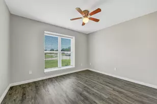 9908 Green Meadow Dr, La Porte, TX 77571 - Photo 20
