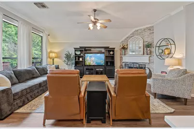 2504 N Yorkchase Lane, Conroe, TX 77304 - Photo 12