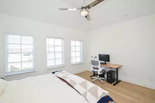 6125 Cottage Grove Lake Dr, Houston, TX 77007 - Photo 14