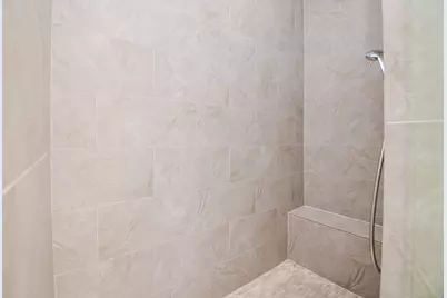 6125 Cottage Grove Lake Drive, Houston, TX 77007 - Photo 16