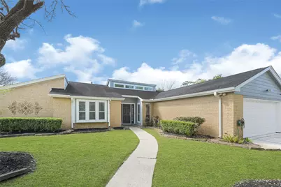 6119 Hummingbird Street, Houston, TX 77096 - Photo 4