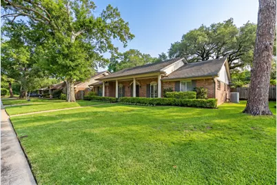 5350 Dumfries Drive, Houston, TX 77096 - Photo 38