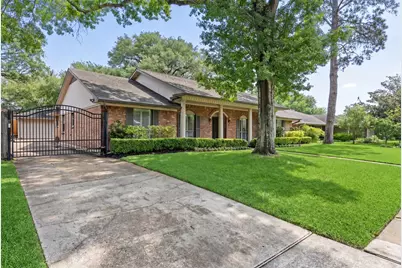 5350 Dumfries Drive, Houston, TX 77096 - Photo 36
