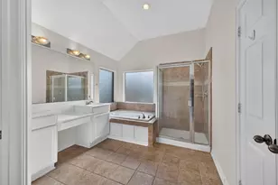 14326 Manorbier Ln, Sugar Land, TX 77498 - Photo 14