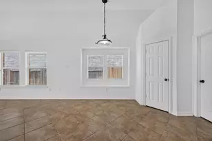 14326 Manorbier Ln, Sugar Land, TX 77498 - Photo 8
