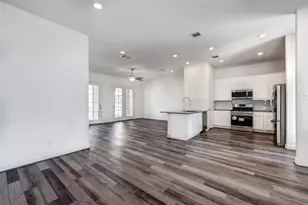 11017 Mikula Dr, Houston, TX 77043 - Photo 40
