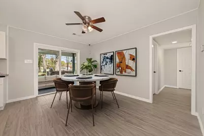 118 W Doverfield Drive, Houston, TX 77037 - Photo 12