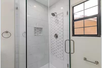 6023 Elkwood Forest Drive, Houston, TX 77088 - Photo 20