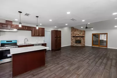 8502 Lynwood Lane, Port Arthur, TX 77642 - Photo 6