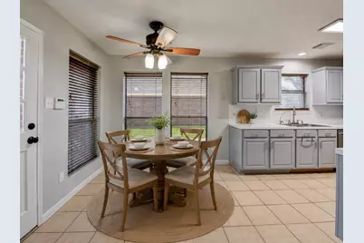 6123 Old Farmhouse Lane, Katy, TX 77449 - Photo 10