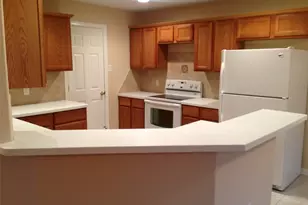 9110 Prairie Trails Dr, Spring, TX 77379 - Photo 2