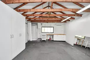 5645 Barremore St, Houston, TX 77023 - Photo 32