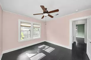 5645 Barremore St, Houston, TX 77023 - Photo 18