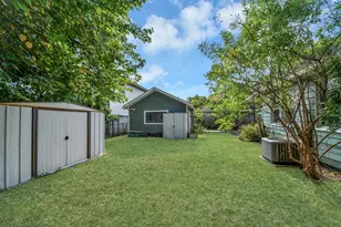 5645 Barremore St, Houston, TX 77023 - Photo 28
