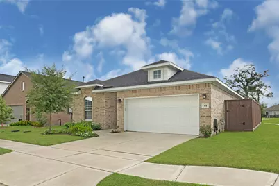 301 Prairie Grass Trail, Clute, TX 77531 - Photo 1