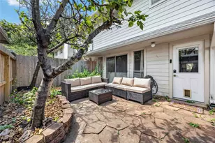 7828 Kendalia Dr, Houston, TX 77036 - Photo 20