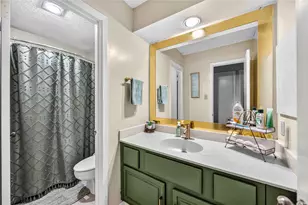 7828 Kendalia Dr, Houston, TX 77036 - Photo 16