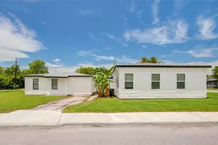 1203 W 6th St, Freeport, TX 77541 - Photo 2