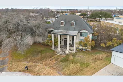 131 Squires Bend, Stafford, TX 77477 - Photo 4
