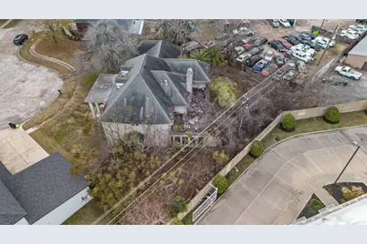 131 Squires Bend, Stafford, TX 77477 - Photo 2