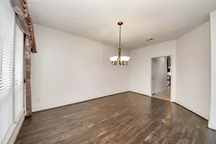 3707 Cibolo Ct, Pearland, TX 77584 - Photo 6