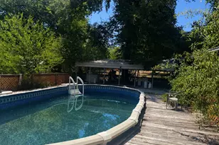 7 Lee Dr, Huntsville, TX 77320 - Photo 8