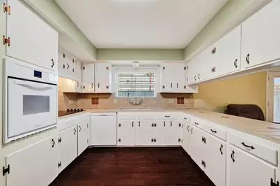 5411 Spellman Road, Houston, TX 77096 - Photo 12