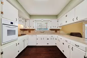 5411 Spellman Rd, Houston, TX 77096 - Photo 12