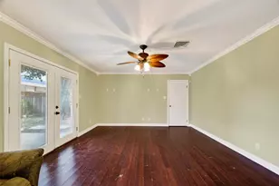 5411 Spellman Rd, Houston, TX 77096 - Photo 16