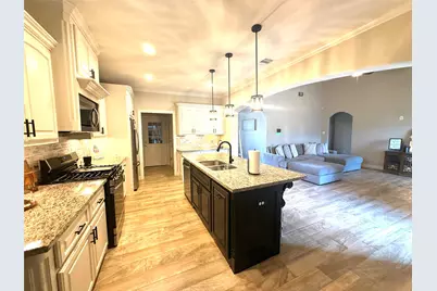 555 Tryson Lane, Bridge City, TX 77611 - Photo 12