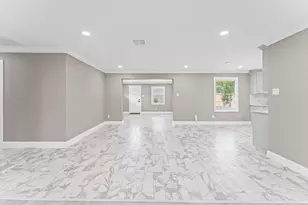 7718 Dillon St, Houston, TX 77061 - Photo 20